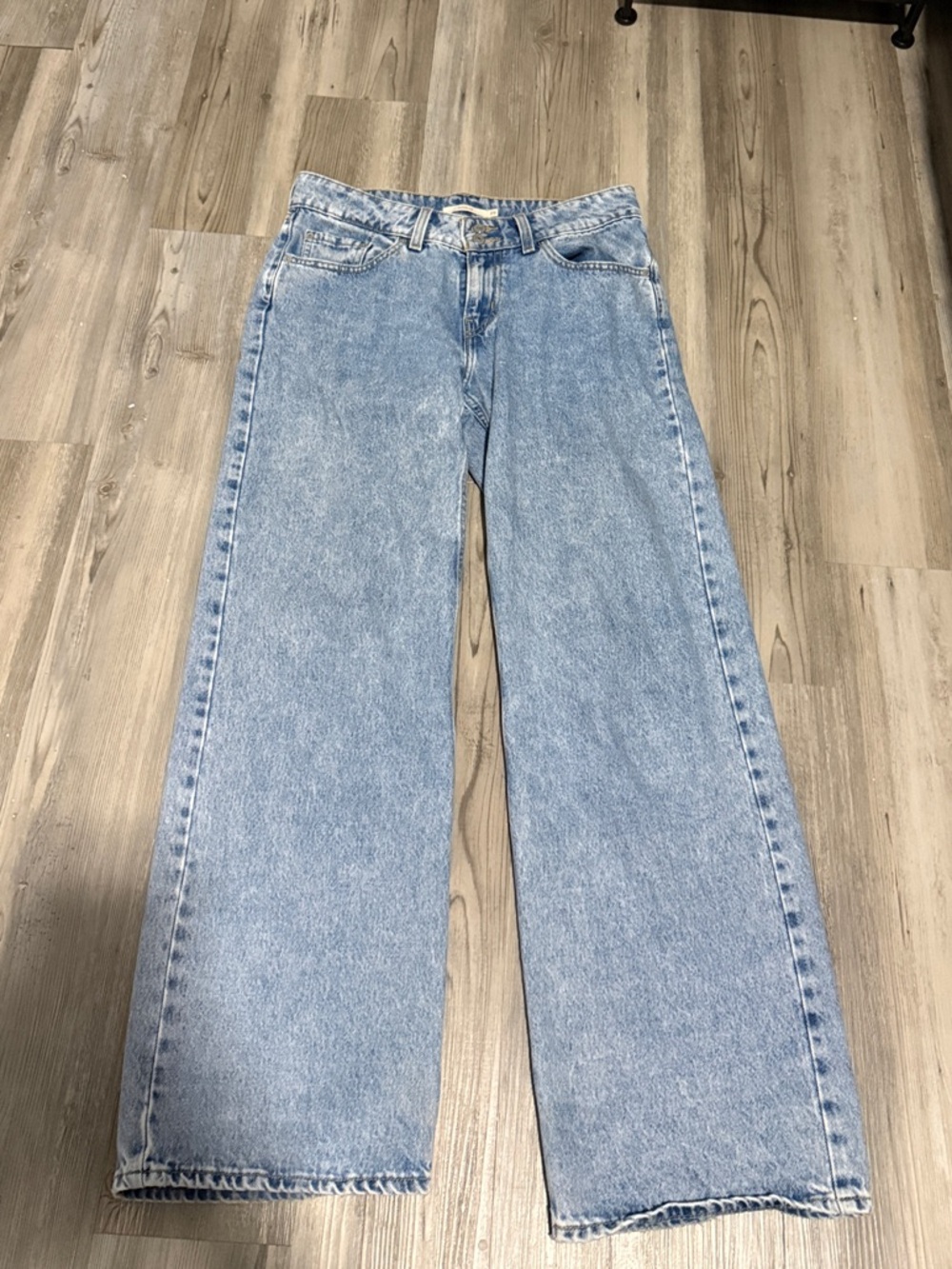 Levi’s super low baggy jeans - Picture 2 of 3